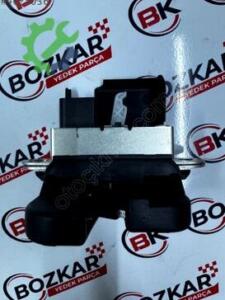 Volkswagen Golf 2013-2018 Bagaj Kilidi Sıfır - 5K0827505