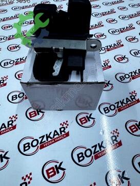 Volkswagen Golf Bagaj Kilidi 5K0827505 çıkma parça