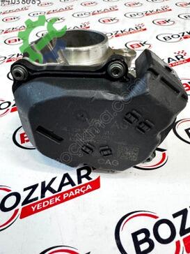 Volkswagen Golf Gaz Kelebeği 04L118063M çıkma parça