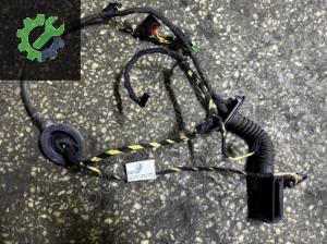 GOLF 7 ÇIKMA SAG ARKA KAPI ELEKTRİK TESİSATI 5G4971694T