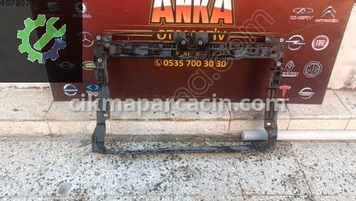 Volkswagen Golf Ön Panel çıkma parça