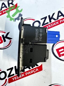 Volkswagen Golf Flaşör Düğmesi 5G1919225 çıkma parça