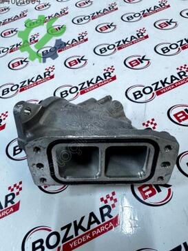 Volkswagen Golf Gaz Kelebeği 04L128637 çıkma parça