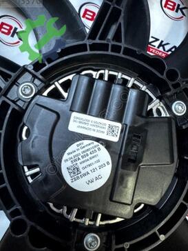 Volkswagen Golf Fan Motoru 5WA121203B çıkma parça