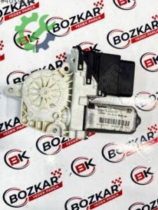 Volkswagen Golf Orijinal Sıfır Cam Motoru 1K0959704AL