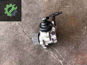 Golf Audi A3 Leon 1.6 tdi CLH mazot pompası 04L130755D