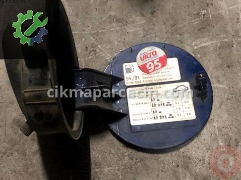 Volkswagen Golf Depo Kapağı 1J6809857C çıkma parça