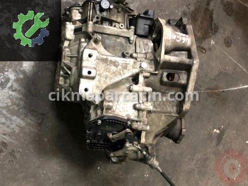 Volkswagen Golf Şanzıman Komple çıkma parça