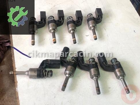 Volkswagen Golf Enjektör 03C906036F çıkma parça