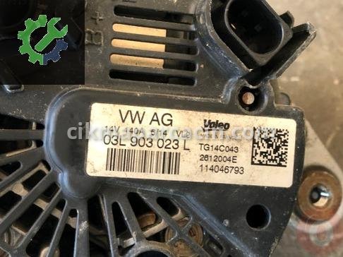 Volkswagen Golf Şarj Dinamosu 03L903023L çıkma parça