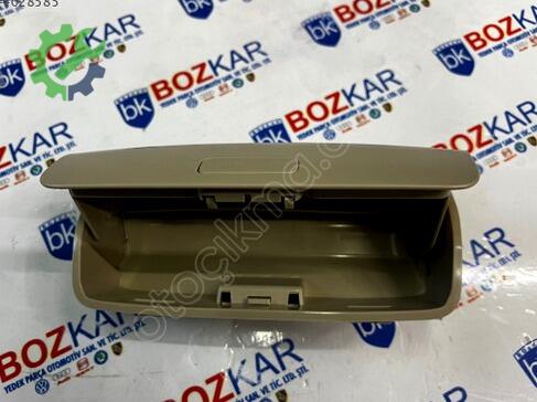 Volkswagen Golf Bakalitler 1K0868837E çıkma parça