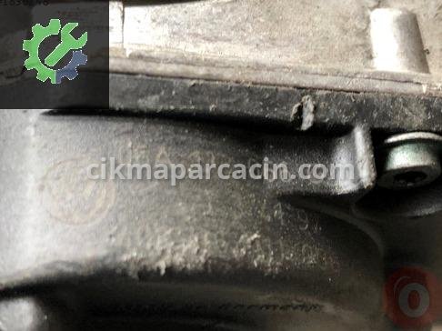 Volkswagen Golf Gaz Kelebeği 06A133066G çıkma parça
