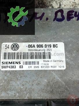 Volkswagen Golf Motor Beyni 06A906019D çıkma parça