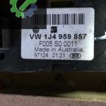 Golf4 Bora cam düğmesi kapı kolu 1J4959857