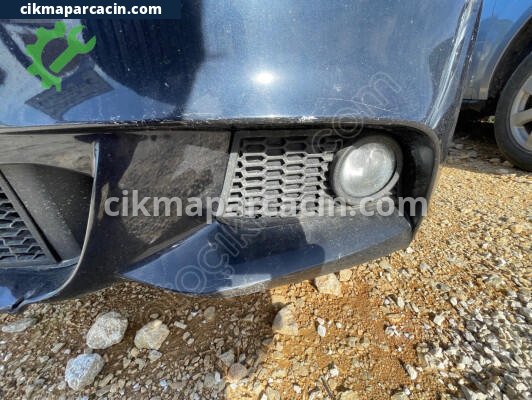 BMW 1 Serisi Sis Farı Çerçevesi çıkma parça