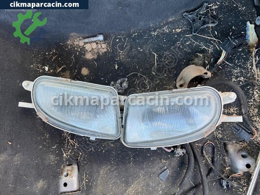 Mercedes-Benz C Serisi Sis Farı çıkma parça