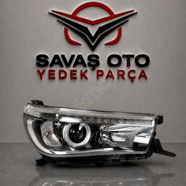 Toyota Hilux Sol Ön Far çıkma parça