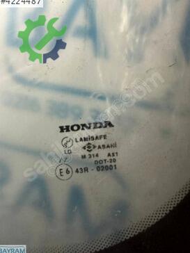 Honda Accord Ön Cam çıkma parça