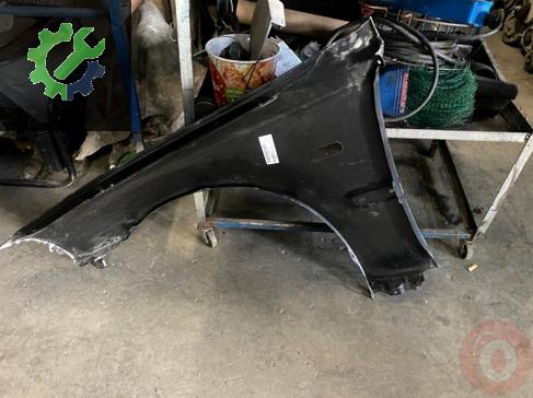 Honda Civic Çamurluk 96-99 çıkma parça
