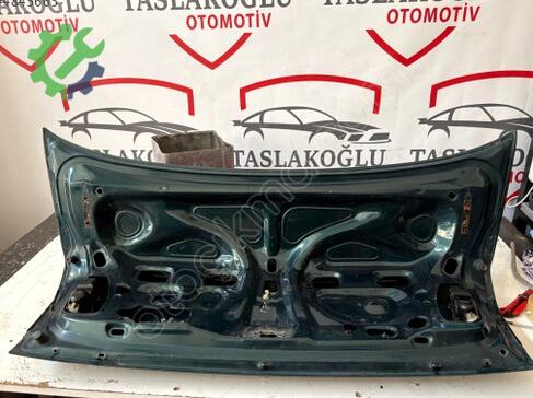 Honda Civic Bagaj Kapağı çıkma parça