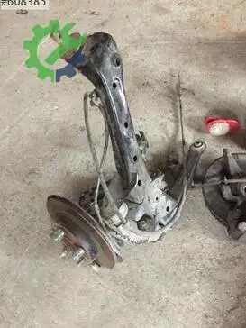 Honda Civic Taşıyıcı çıkma parça