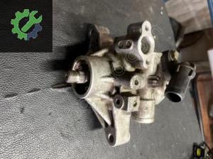 Honda Civic direksiyon pompası