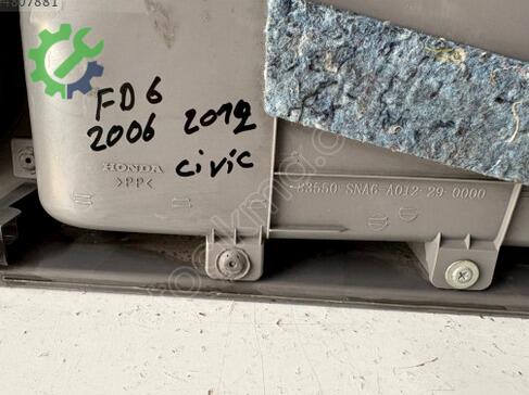 Honda Civic Kapı Döşemesi çıkma parça