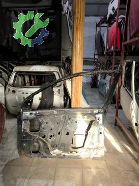 Honda Civic Sağ Ön Kapı 2001-2006 çıkma parça