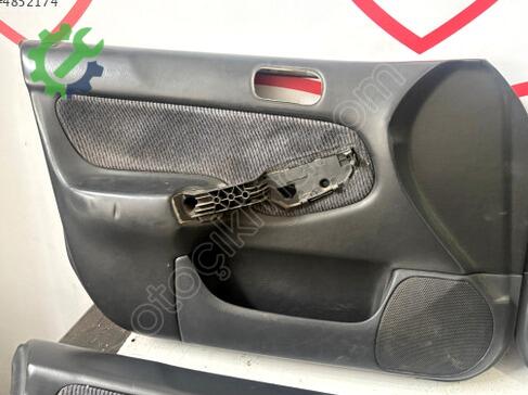 Honda Civic Kapı Döşemesi çıkma parça