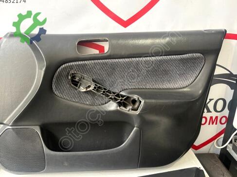 Honda Civic Kapı Döşemesi çıkma parça