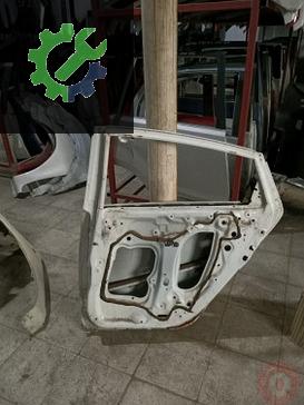 Honda Civic Sağ Arka Kapı 2016-2021 çıkma parça