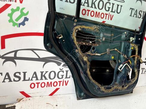 Honda Civic Sol Arka Kapı çıkma parça
