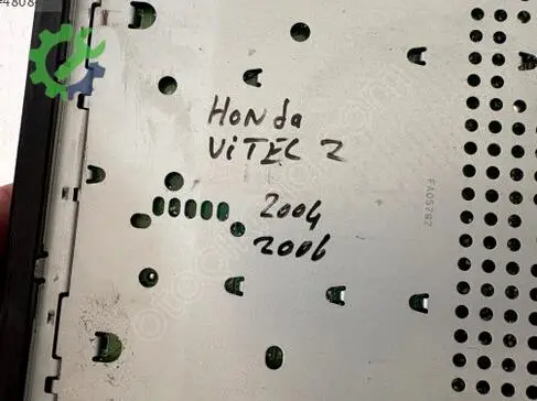 Honda Civic Teyp çıkma parça
