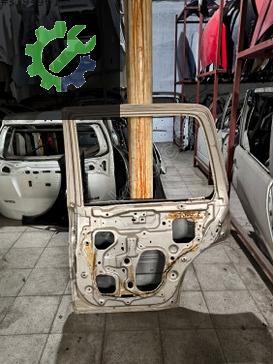 Honda CR-V Sağ Arka Kapı 1997-2001 çıkma parça