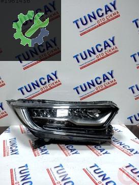 Honda CR-V Sağ Ön Far 2018-2022 çıkma parça