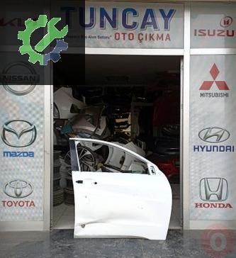Honda HR-V Sağ Ön Kapı çıkma parça