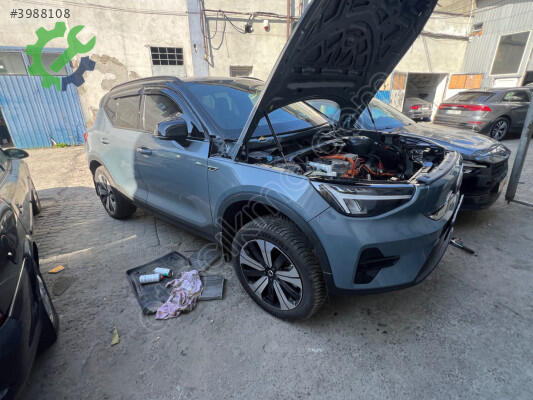 Volvo XC40 Panjur çıkma parça