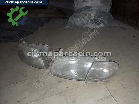 Hyundai Accent Ön Far çıkma parça