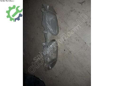 Hyundai Accent Ön Far çıkma parça