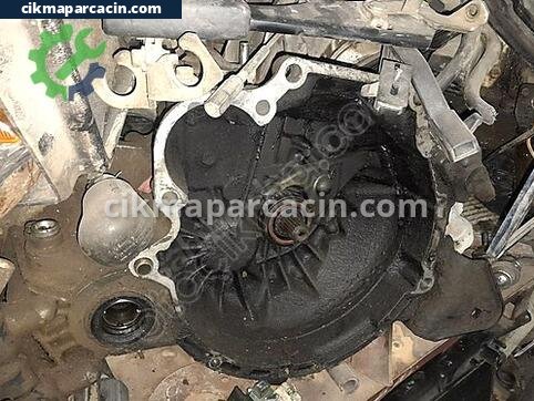 Hyundai Accent Şanzıman Komple çıkma parça