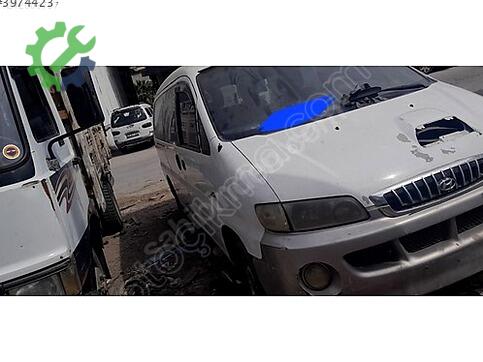 Hyundai Starex Çamurluk çıkma parça