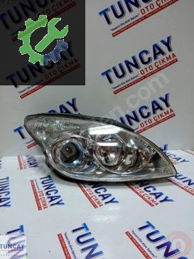 Hyundai i30 Sağ Ön Far çıkma parça