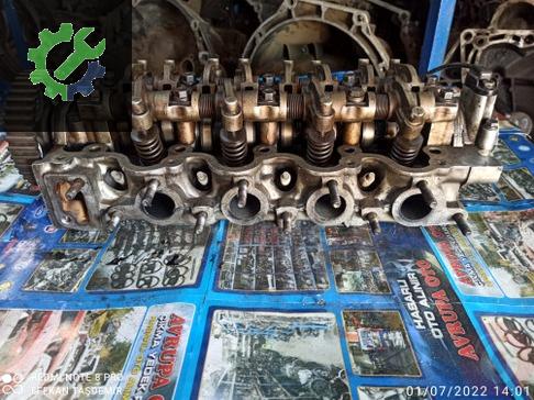 Opel Corsa Silindir Kapağı çıkma parça