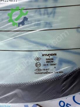 Hyundai Accent Arka Cam çıkma parça