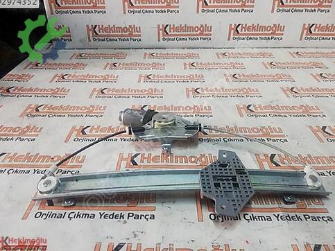 Hyundai Accent 824600U000 çıkma parça