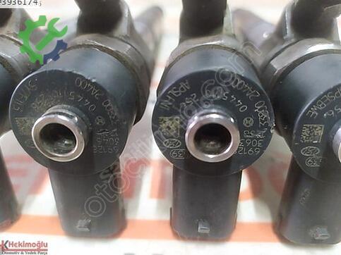 Hyundai Accent 338002A400 çıkma parça