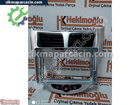 Hyundai Accent Multimedya çıkma parça