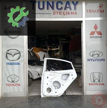 Hyundai Accent Sağ Arka Kapı 2012-2018 çıkma parça