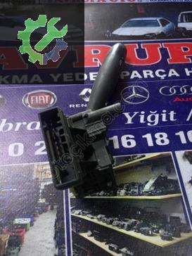 Hyundai Accent Sinyal Kolu çıkma parça