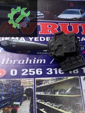 Hyundai Accent Sinyal Kolu çıkma parça